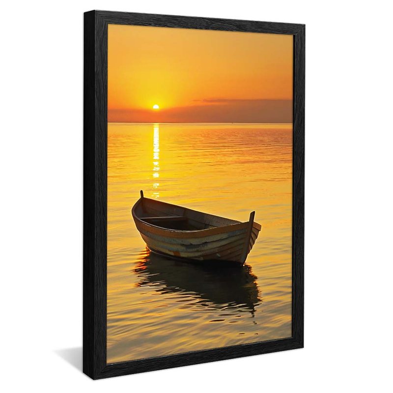 Boat and Beach V1826 Canvas