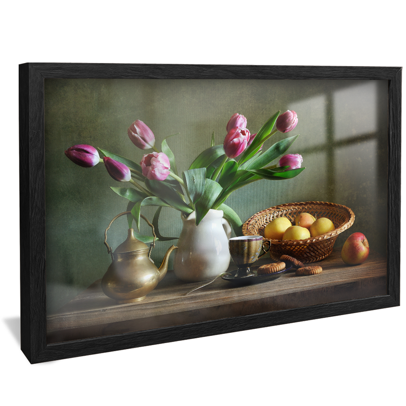 Floral on Table V1596 Canvas